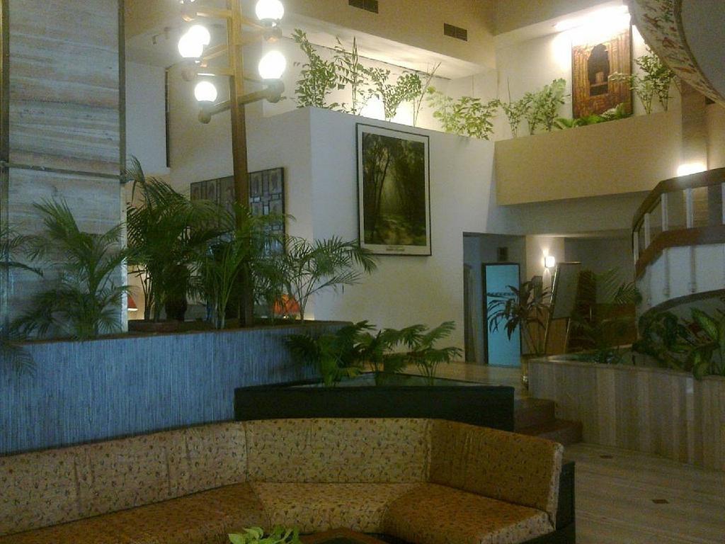 Hotel Lake View Ashok Bhopal Exteriör bild